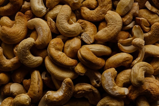 Information About Cashew That Everyone Loves to Consume