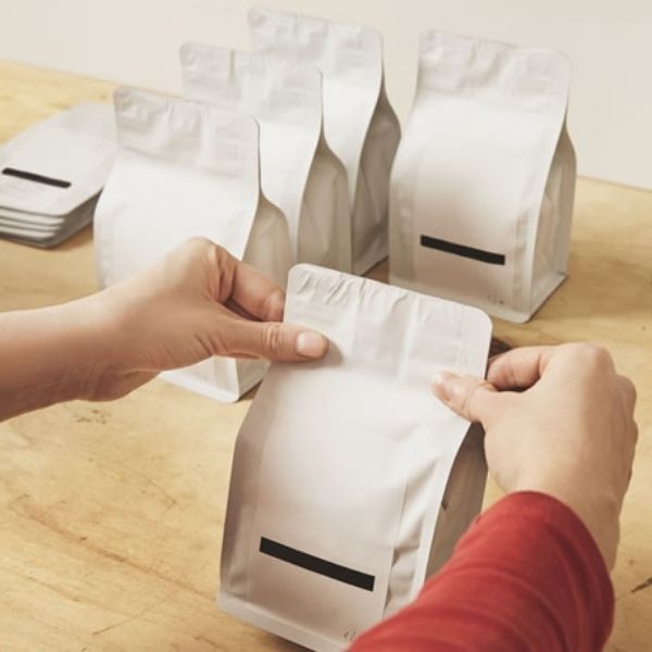 Plastic or Kraft? The Impact of Food Packaging on Consumer Perception