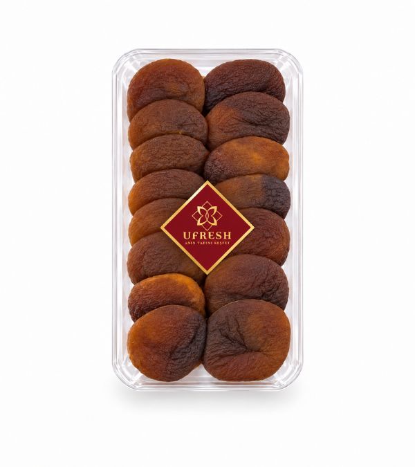 Jumbo Dried Apricots - Wooden Plate (250 g)